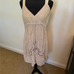 RAINFOREST Cream Lace Dress
